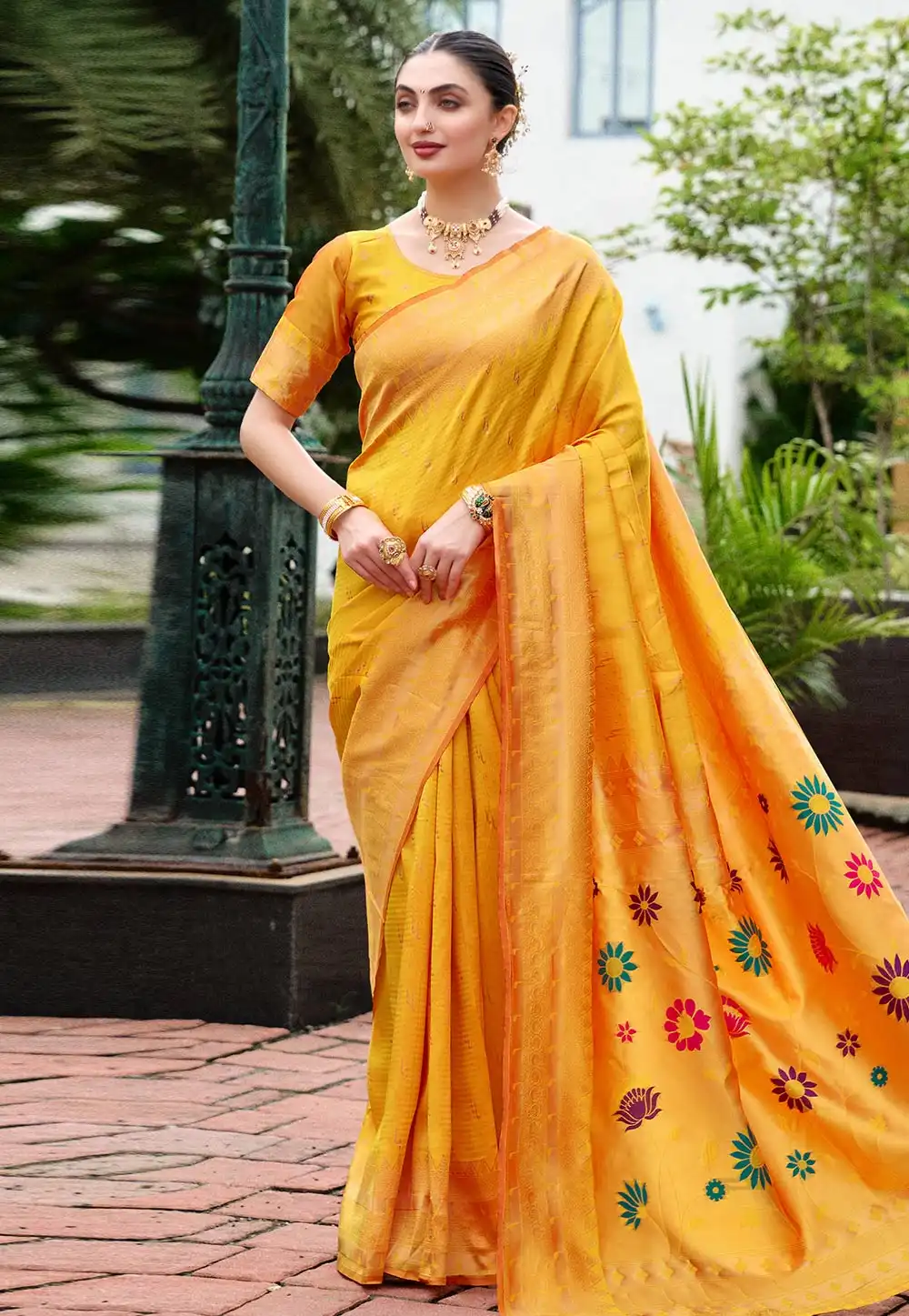 Yellow Silk Saree With Blouse 316163
