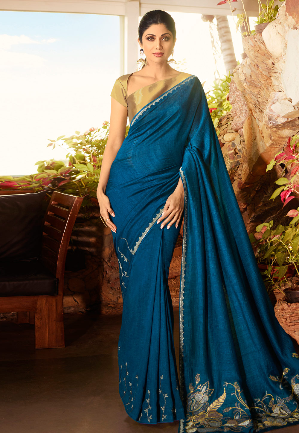 Shilpa Shetty Blue Silk Festival Wear Saree 197610