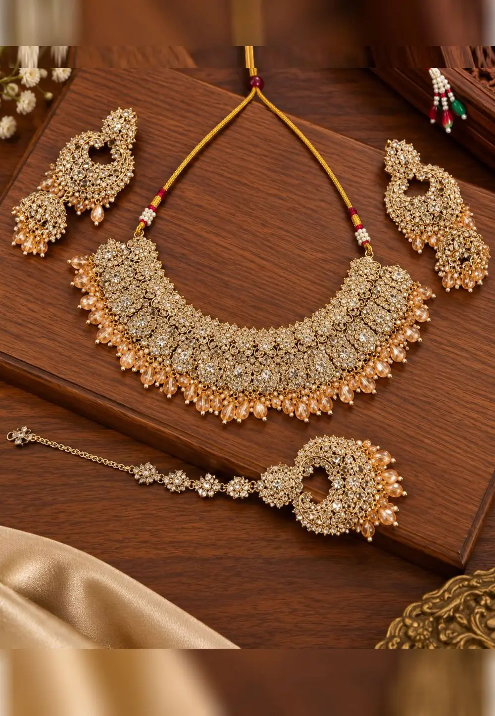 Peach Alloy Necklace Set With Earrings and Maang Tikka 336280