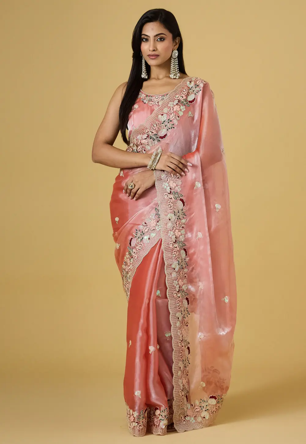 Peach Chiffon Saree With Blouse 335271