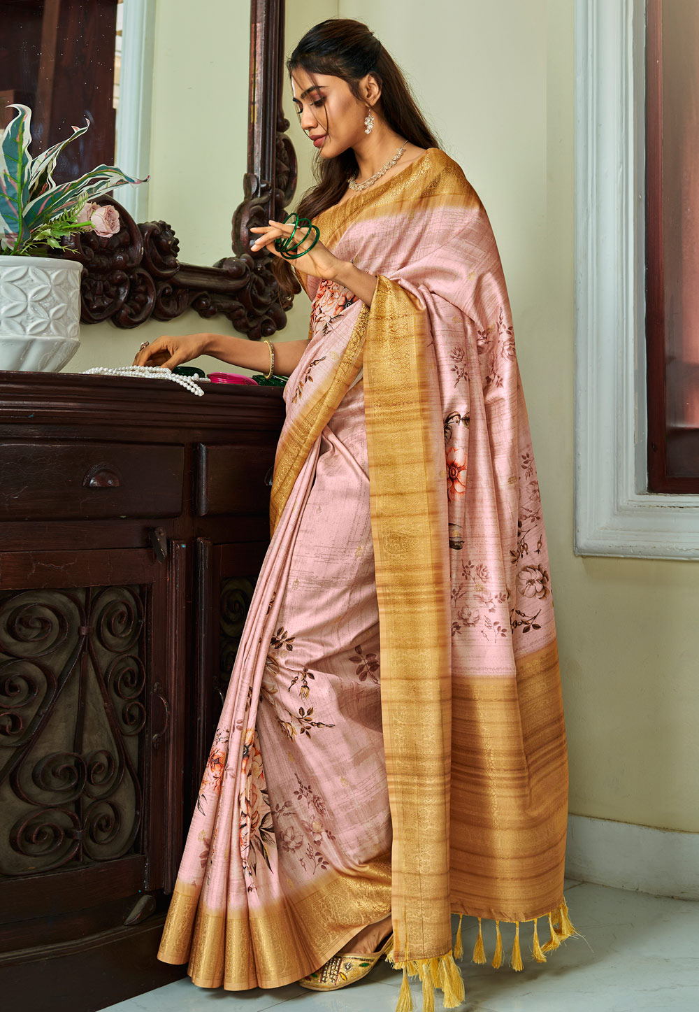 Peach Silk Saree With Blouse 283472