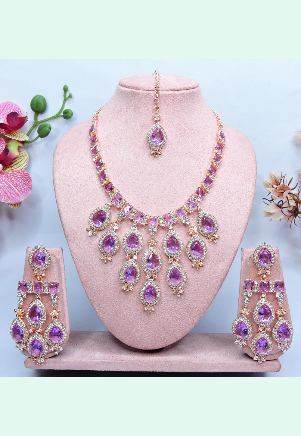 Pink Alloy Necklace Set With Earrings and Maang Tikka 312403
