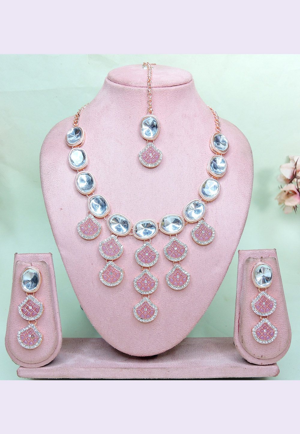 Pink Alloy Necklace Set With Earrings and Maang Tikka 312435
