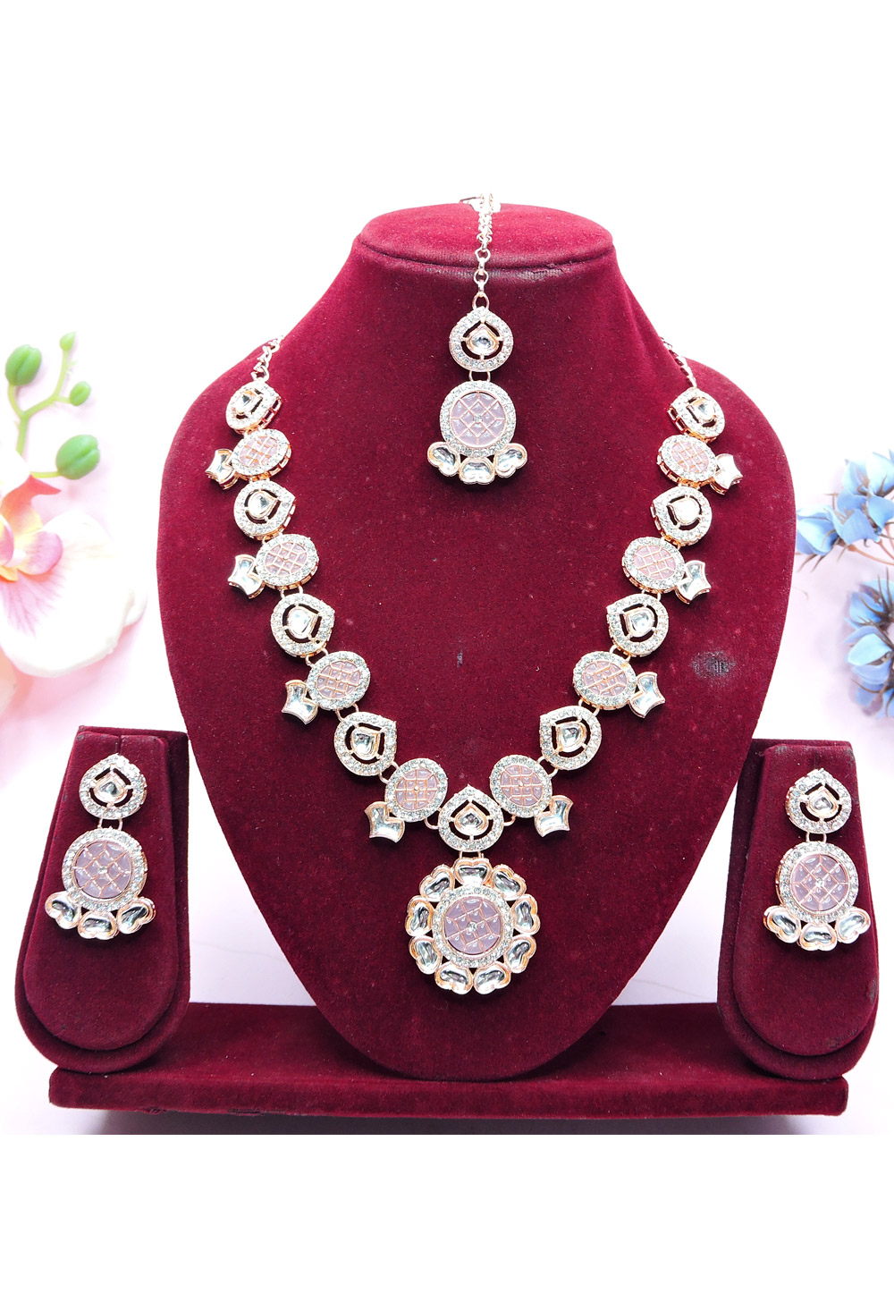 Pink Alloy Necklace Set With Earrings and Maang Tikka 312753