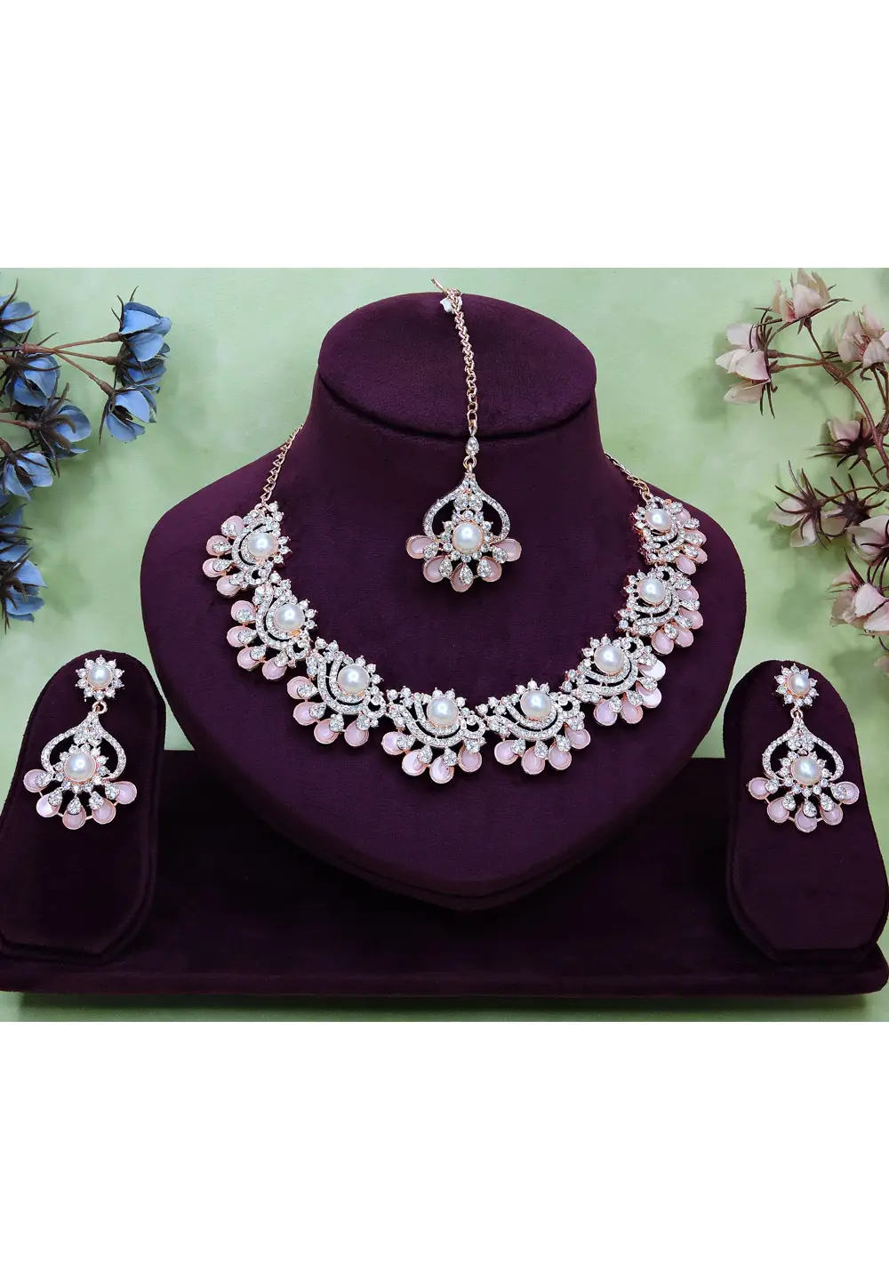 Pink Alloy Necklace Set With Earrings and Maang Tikka 332160