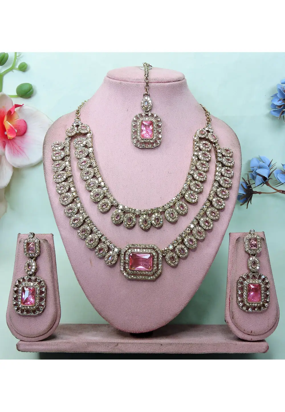 Pink Alloy Necklace Set With Earrings and Maang Tikka 336846