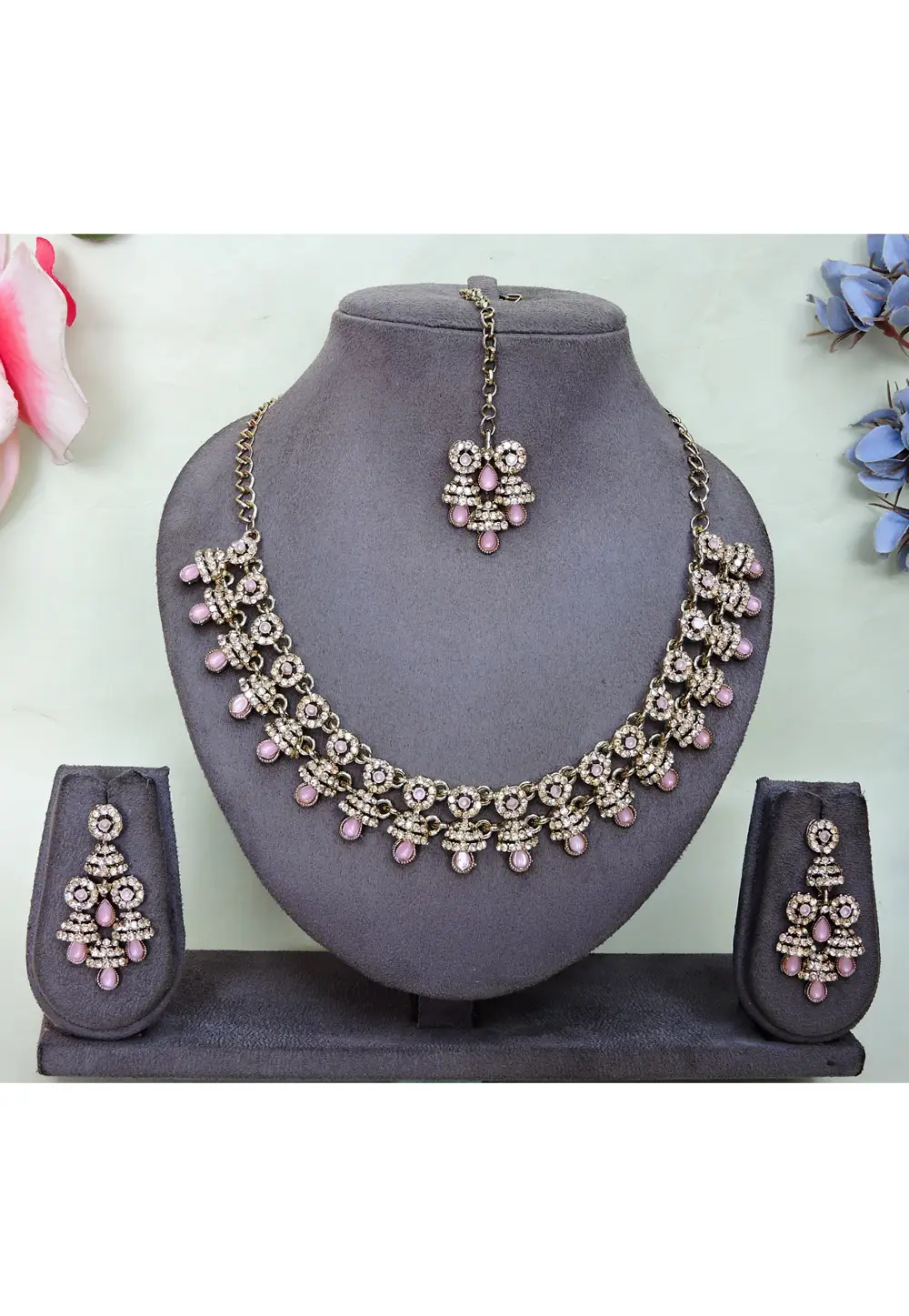Pink Alloy Necklace Set With Earrings and Maang Tikka 337099