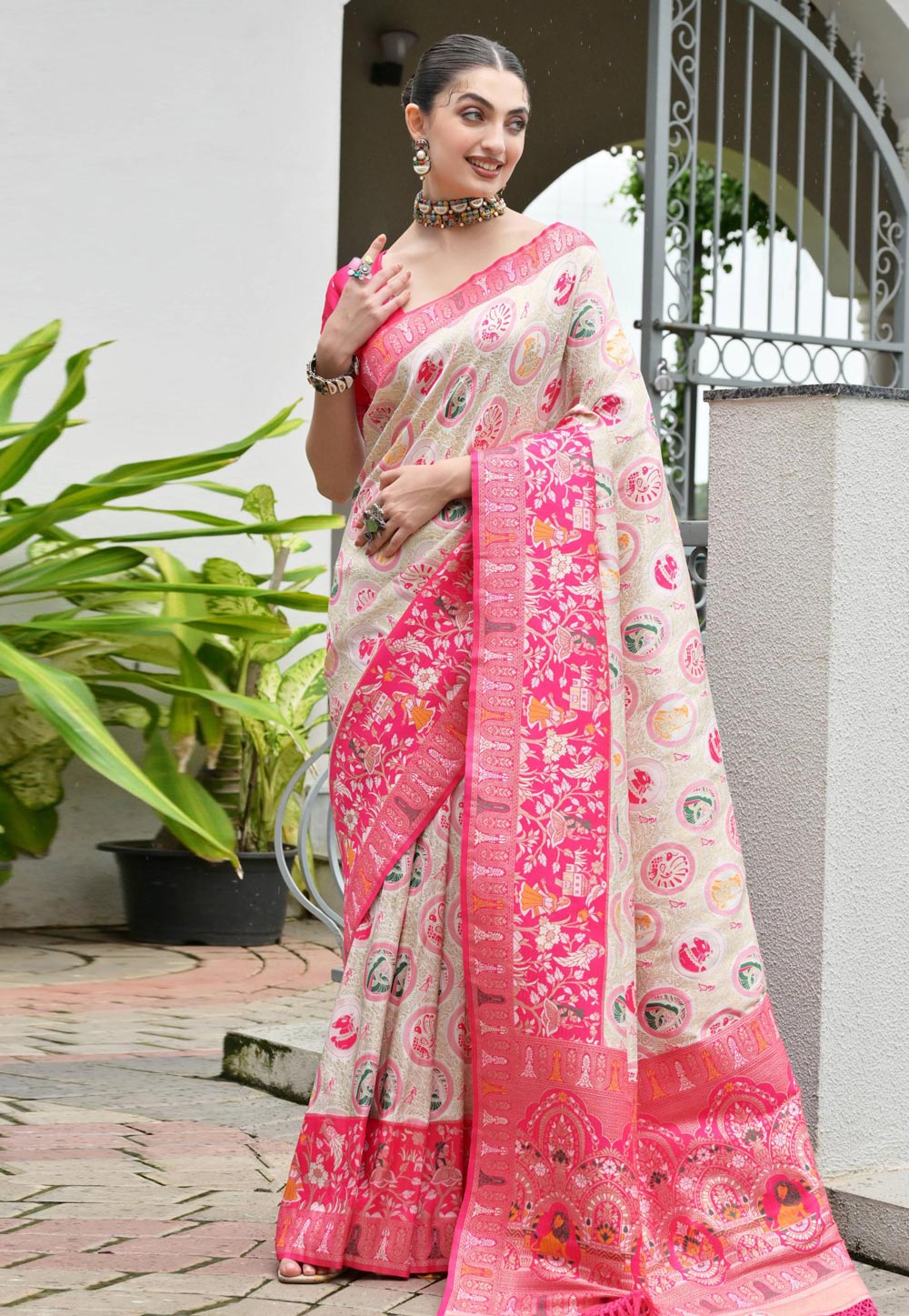 Pink Banarasi Silk Saree 324340