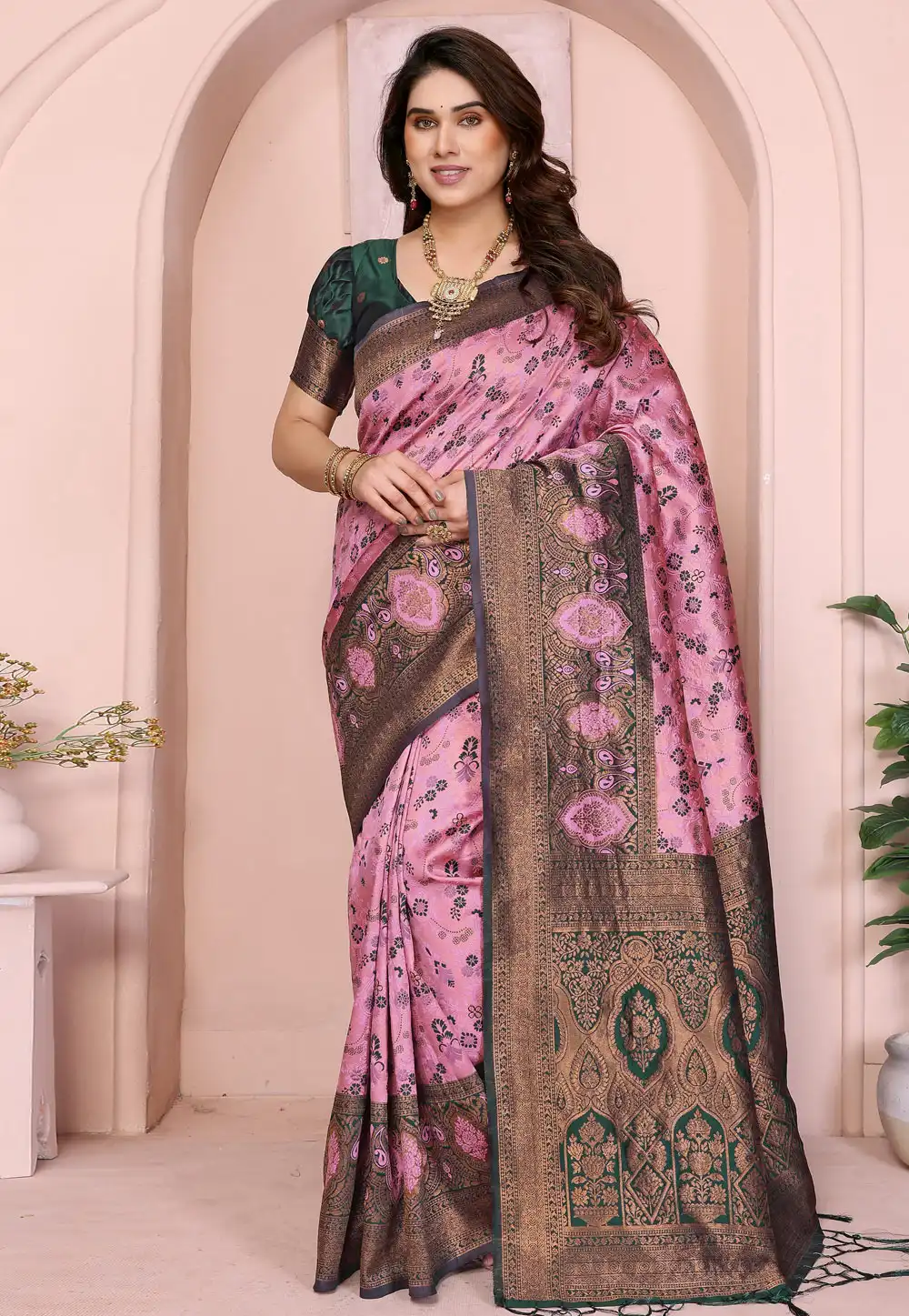 Pink Banarasi Silk Saree With Blouse 314421