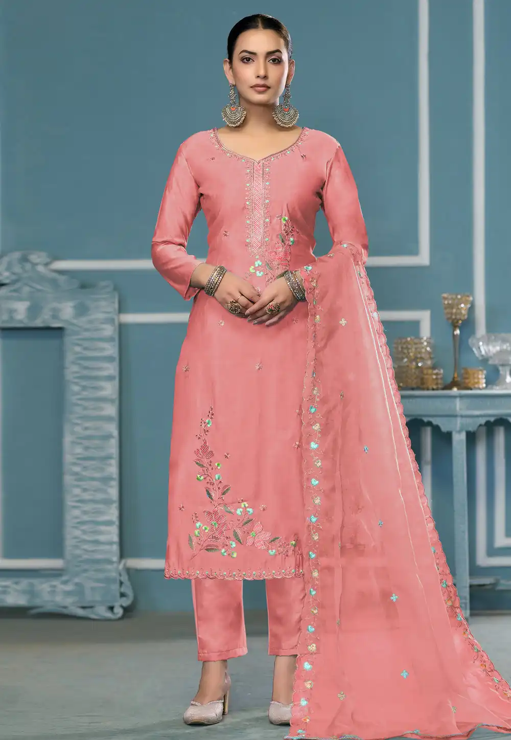 Pink Cotton Pakistani Suit 307287