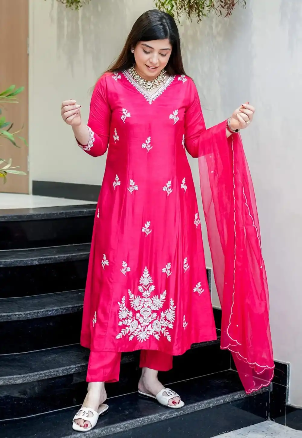 Pink Muslin Readymade Pakistani Suit 324042