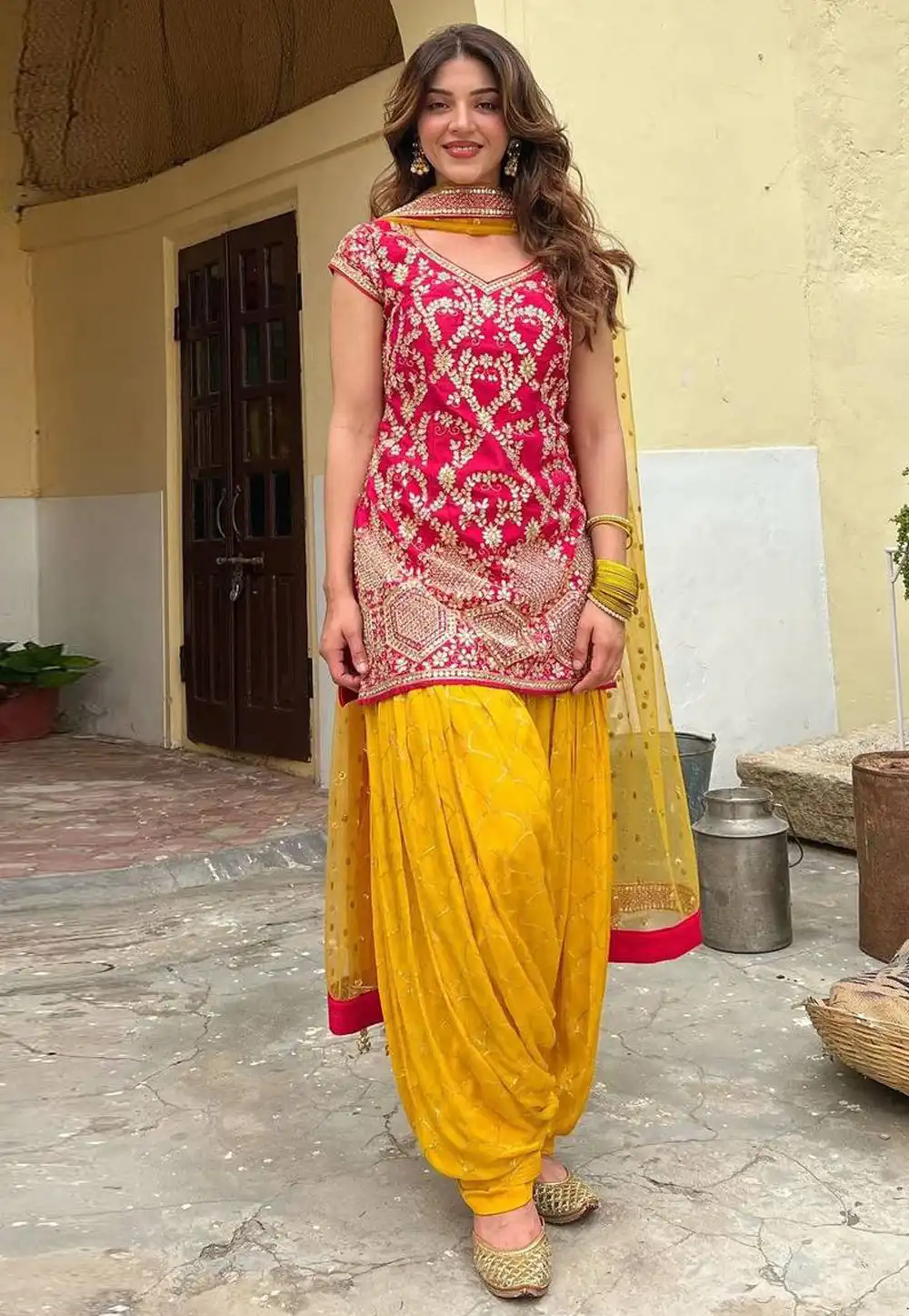 Pink Silk Readymade Punjabi Suit 322996