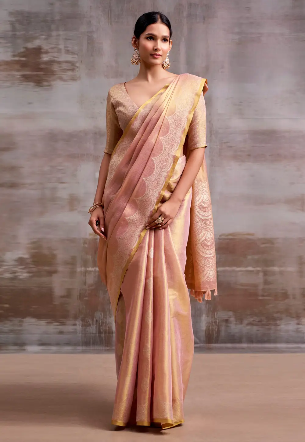 Pink Tissue Silk Saree With Blouse 335293