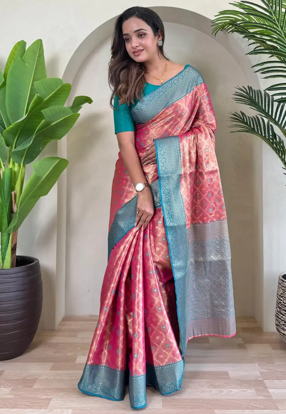 Pink Tissue Silk Saree With Blouse 308217