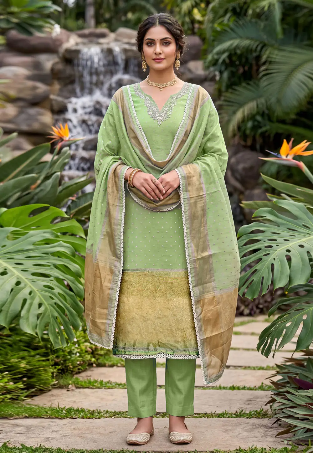 Pista Green Banarasi Cotton Straight Suit 335541