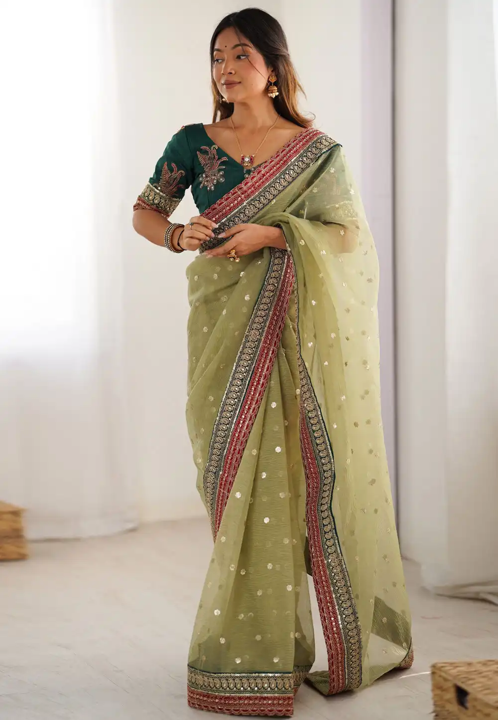 Pista Green Banarasi Saree 328792