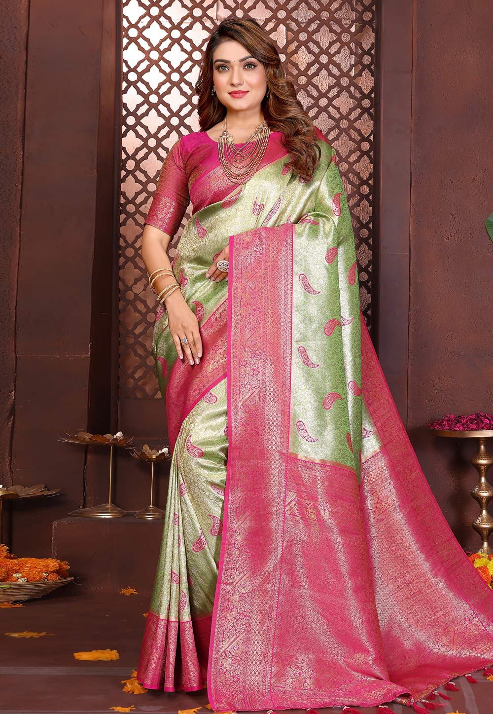 Pista Green Banarasi Silk Saree With Blouse 320614