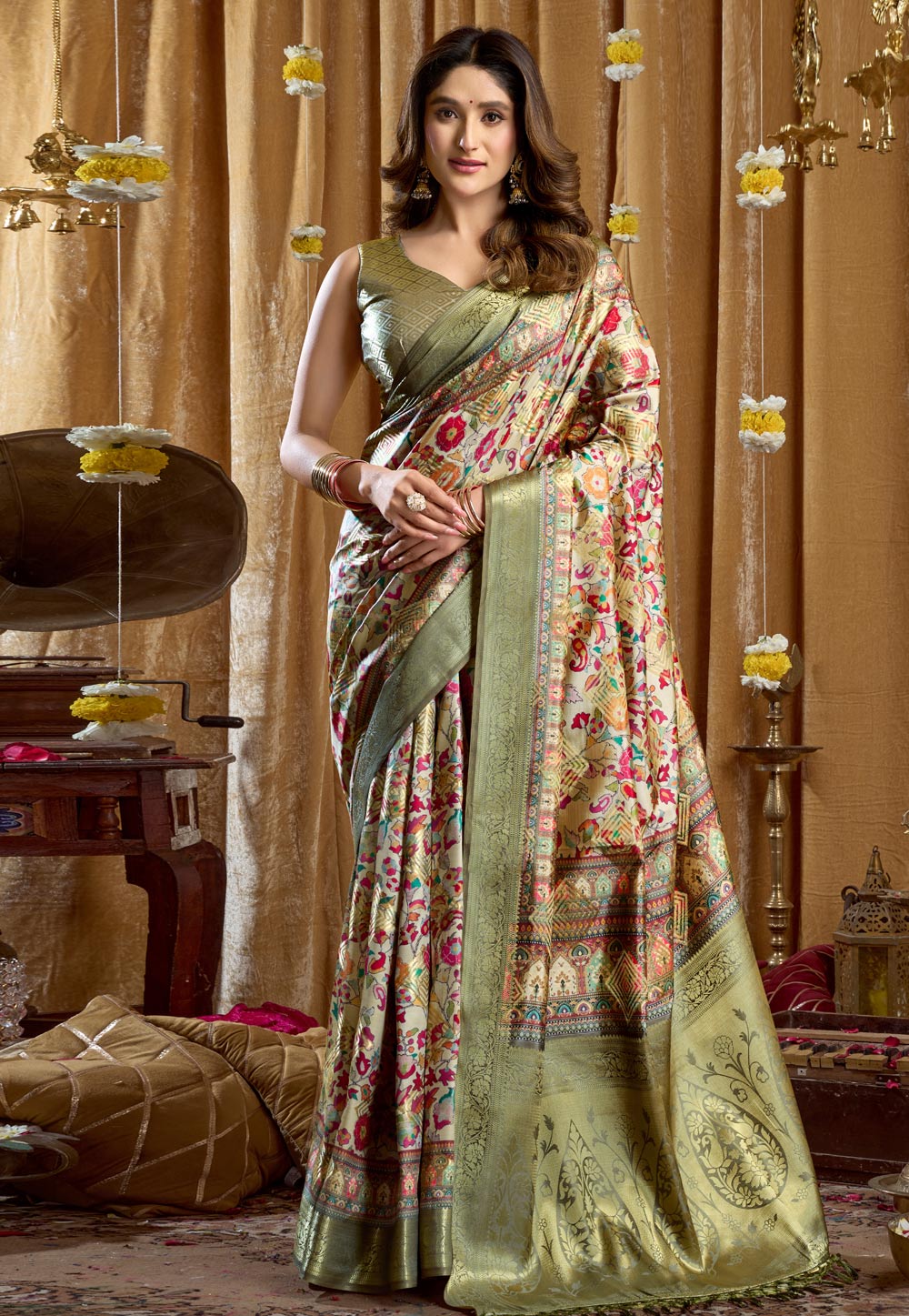 Pista Green Silk Saree With Blouse 322563