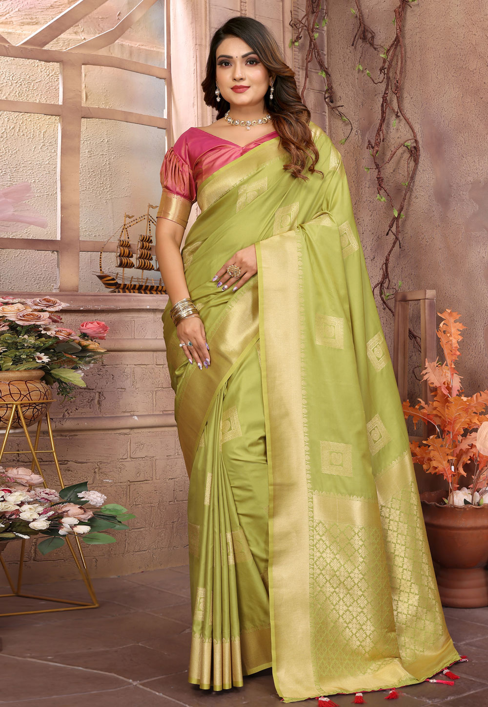 Pista Green Silk Saree With Blouse 306970