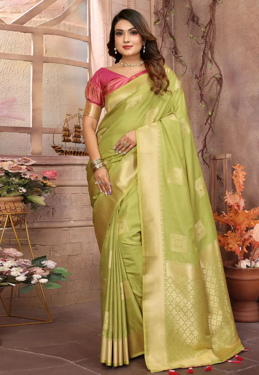 Pista Green Silk Saree With Blouse 306970