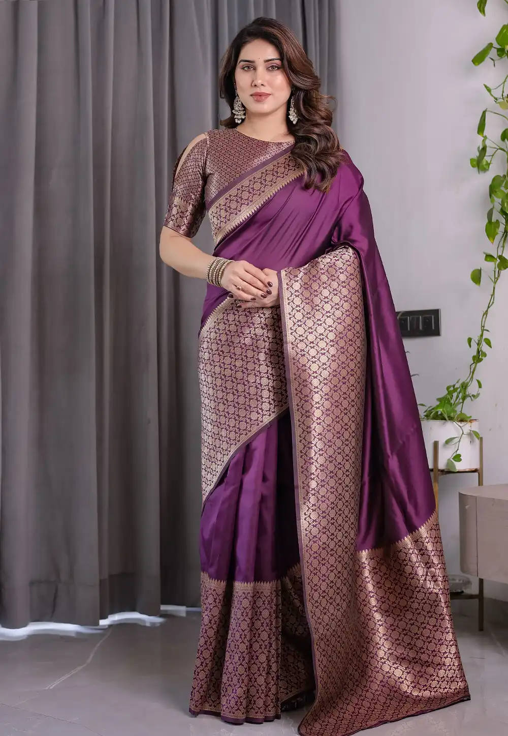 Purple Jacquard Saree With Blouse 321353