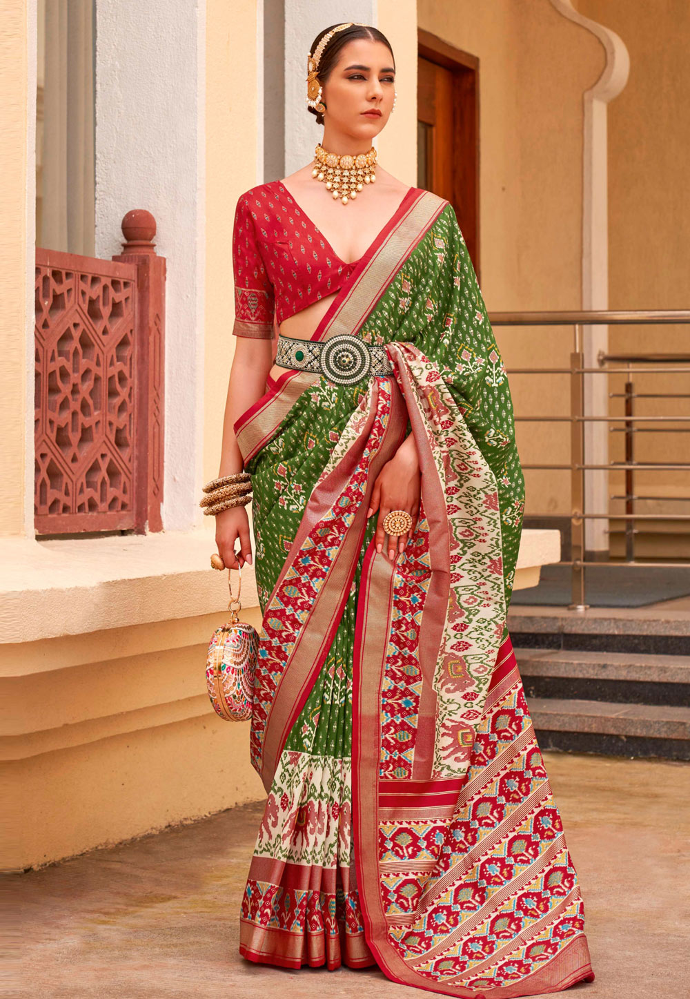 Green Silk Saree With Blouse 276648