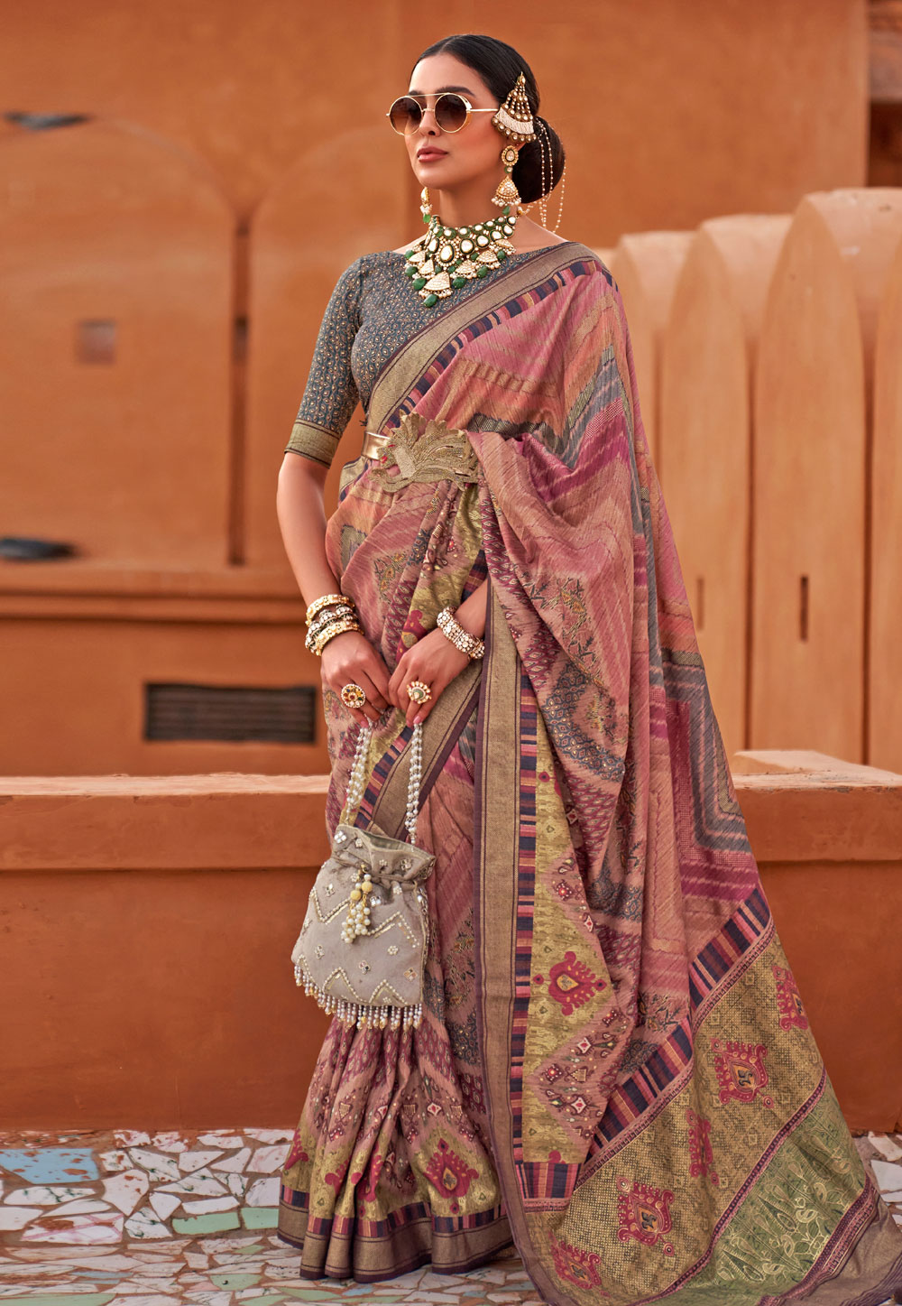 Peach Silk Saree With Blouse 274452