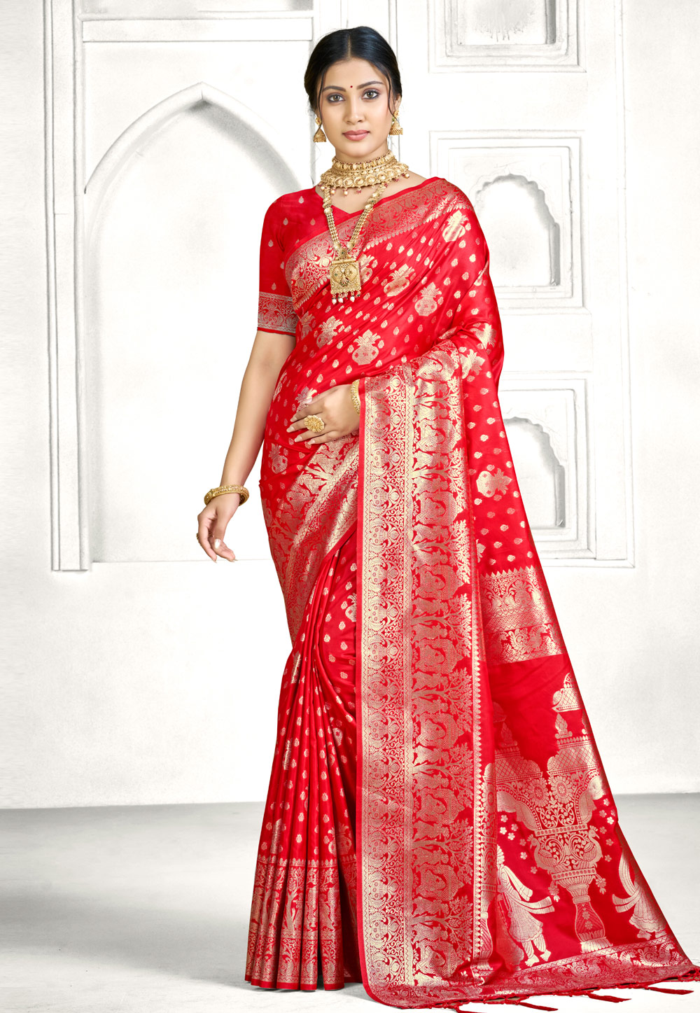 Red Banarasi Silk Saree 323032