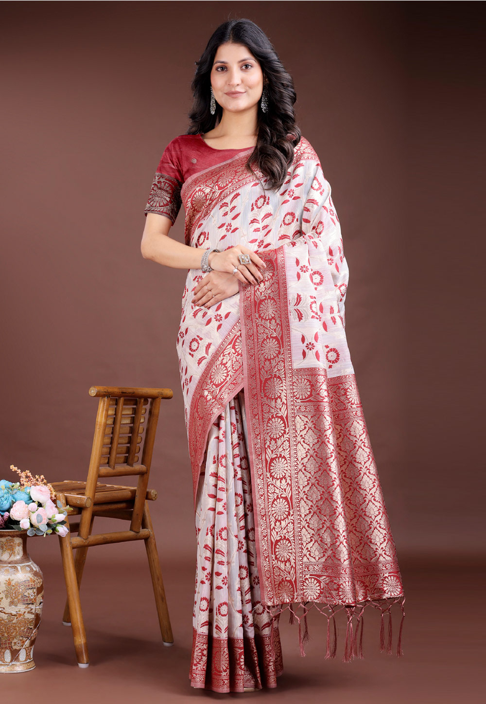 Red Linen Saree With Blouse 311781