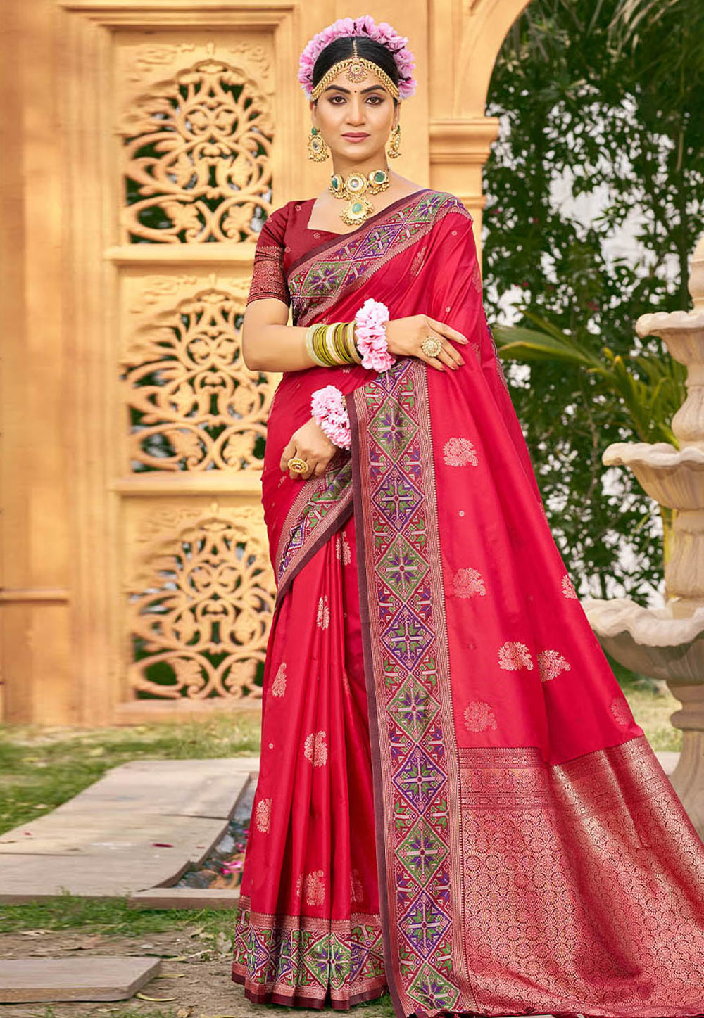 Red Silk Saree With Blouse 326716