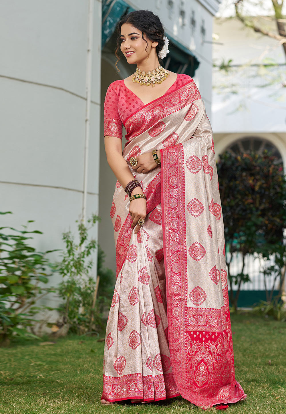 Red Silk Saree With Blouse 327113