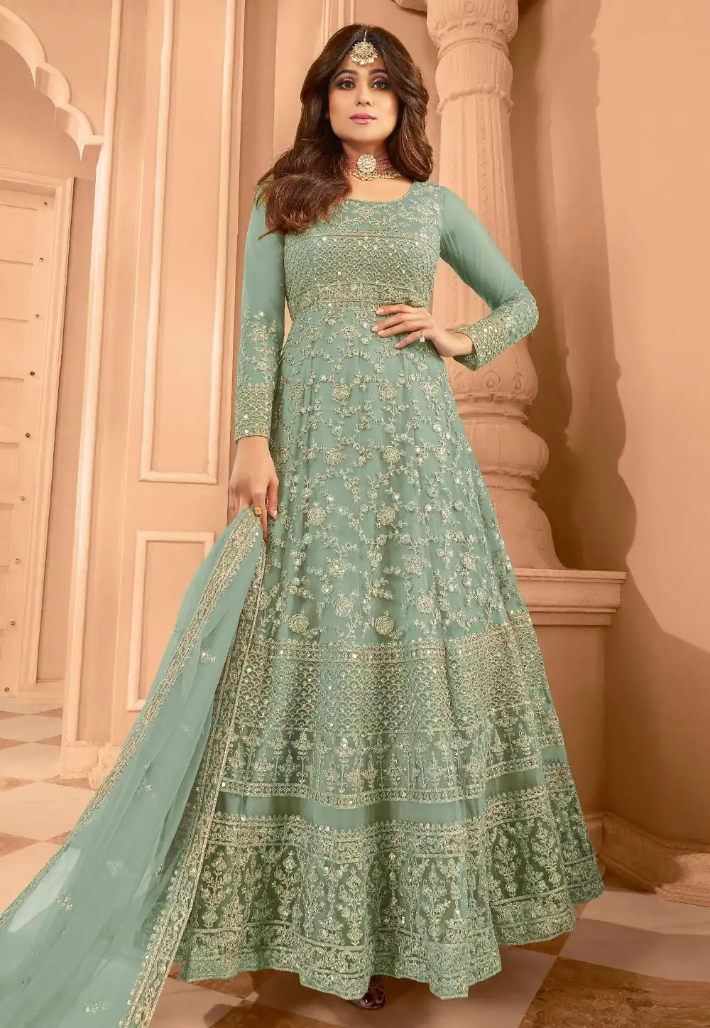 Shamita Shetty Green Net Embroidered Anarkali Suit 329115
