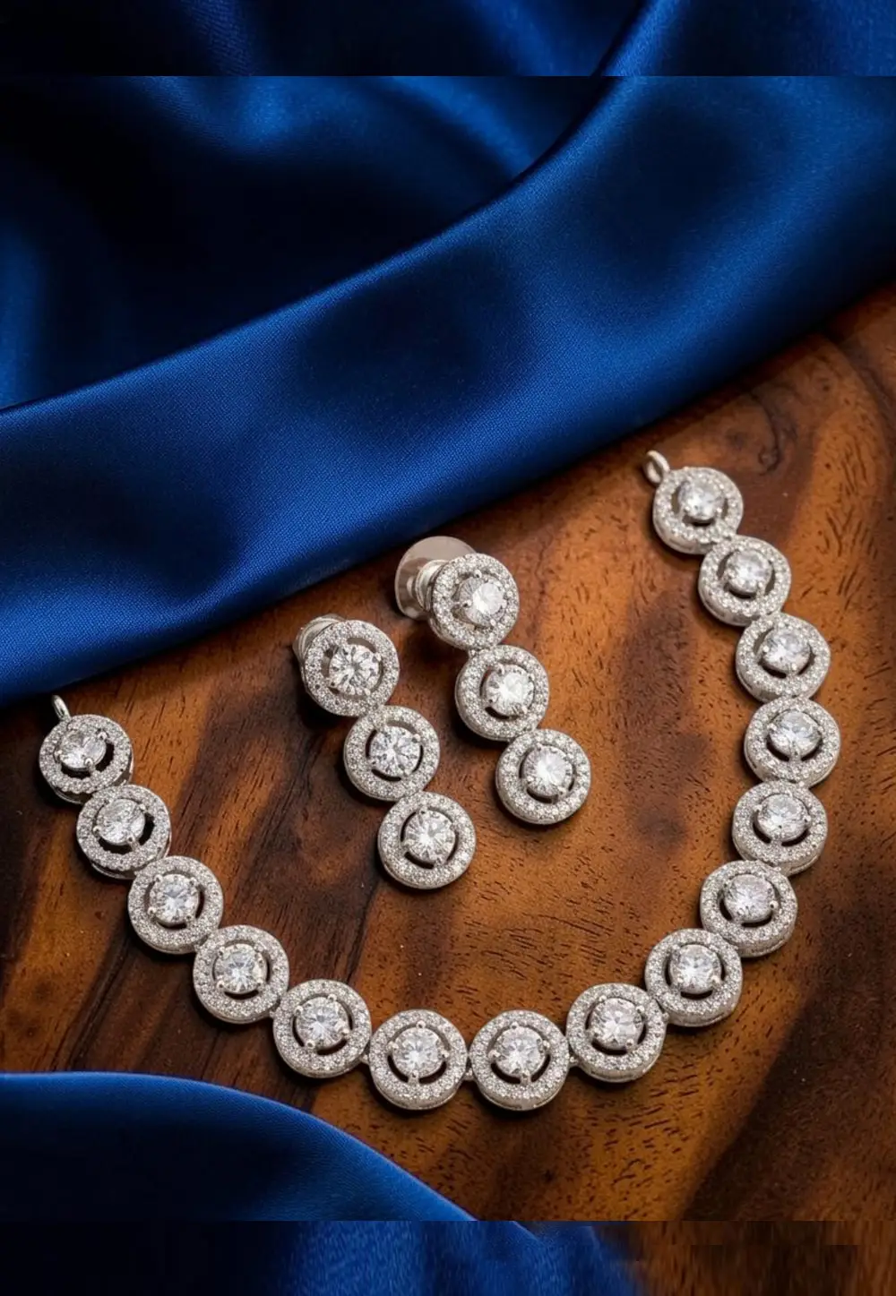 Silver Alloy Necklace With Earrings 331100