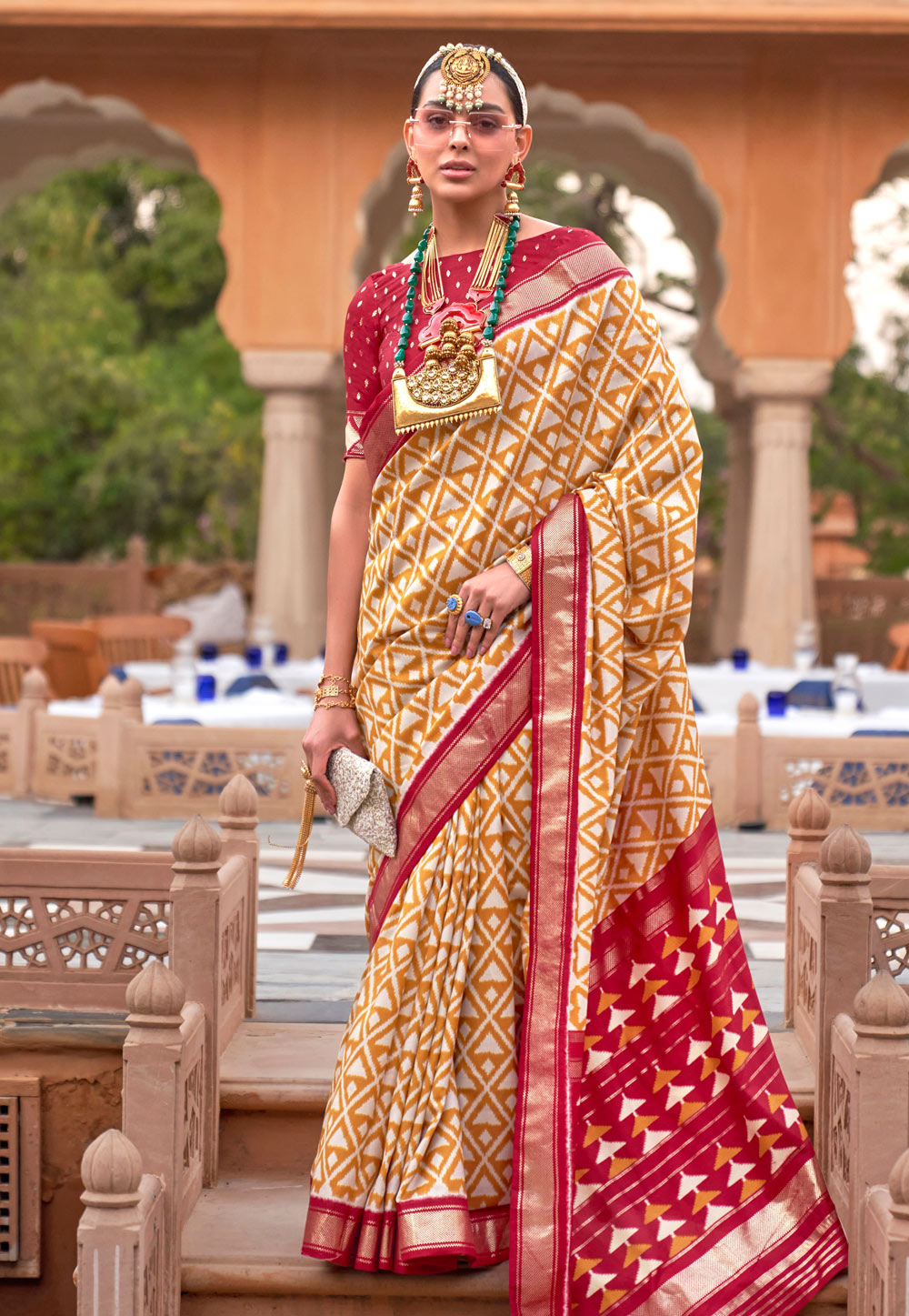 Mustard Soft Silk Saree With Blouse 260086