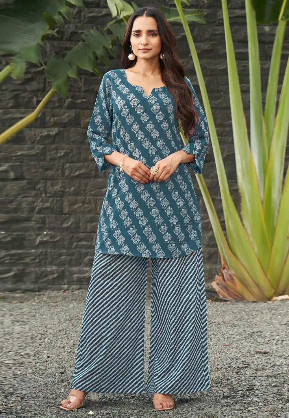 Teal Cotton Kurta Set With Palazzo 330445