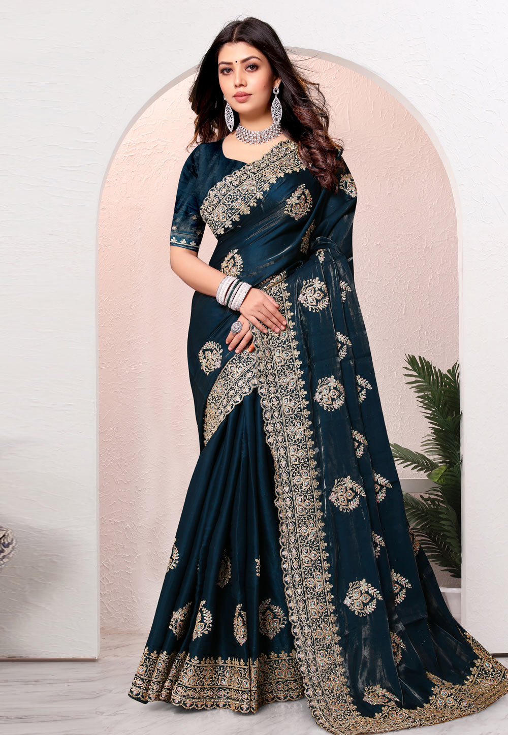 Teal Crepe Silk Saree With Blouse 282858
