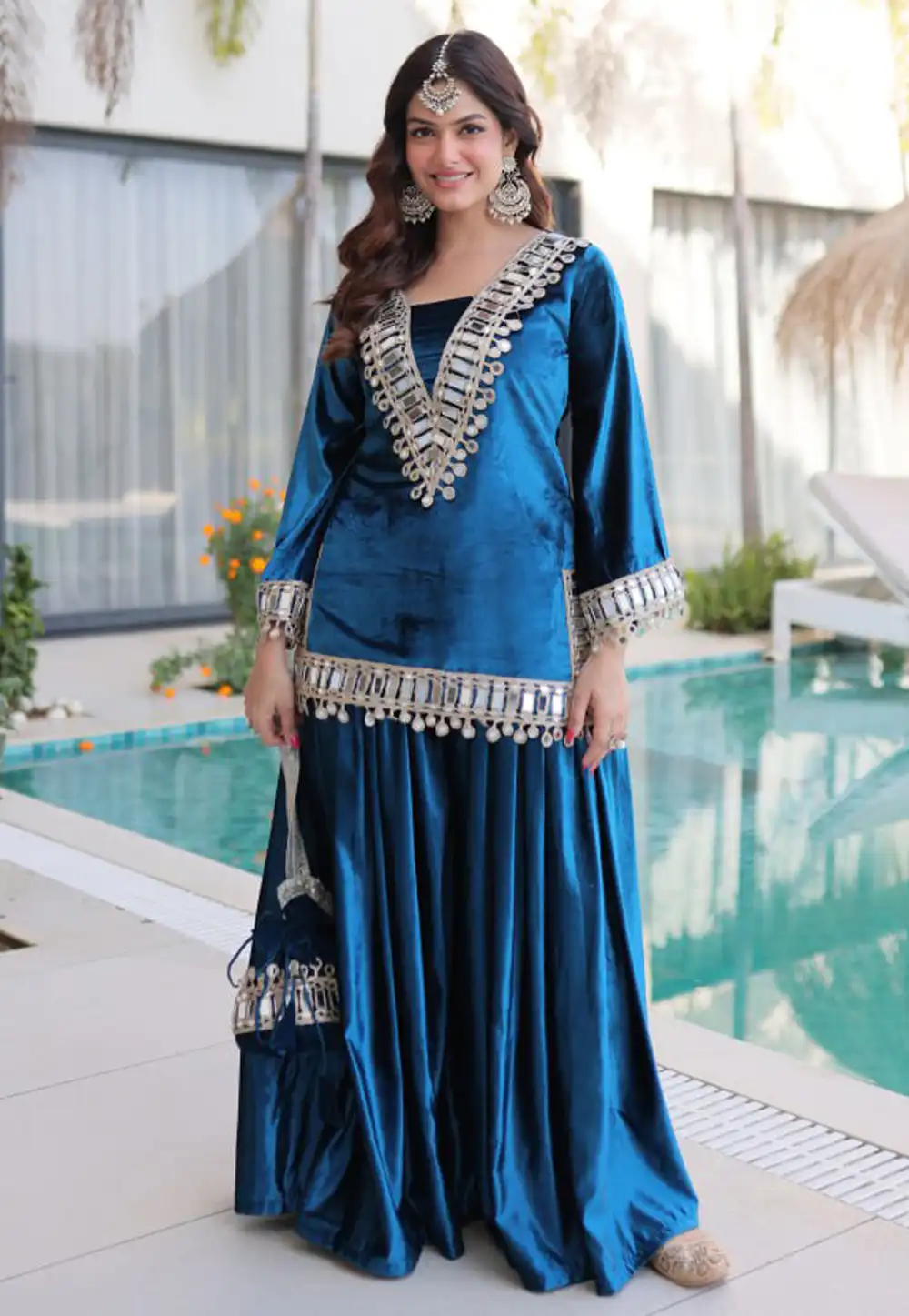 Teal Velvet Kurta Set With Palazzo 321898