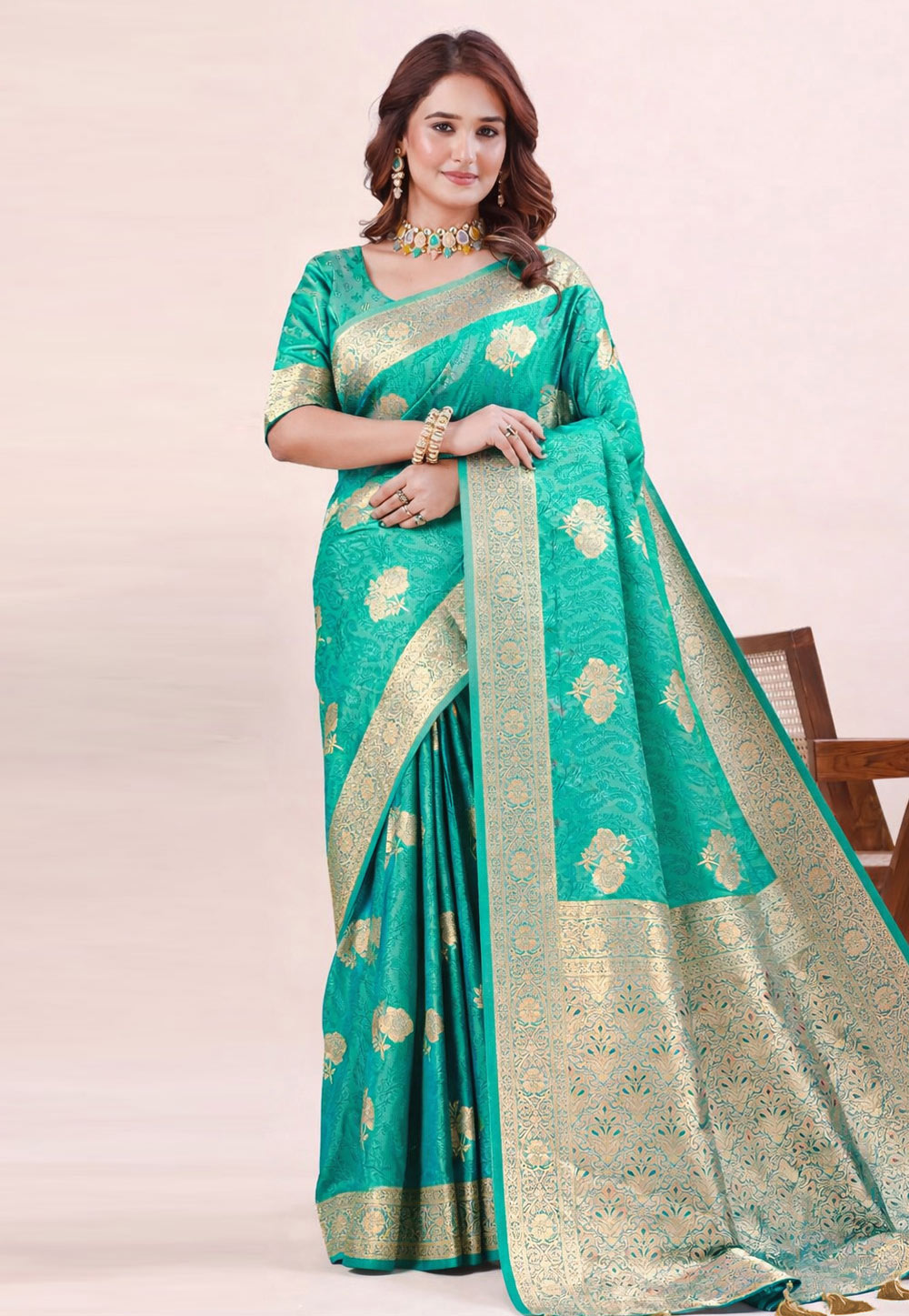 Turquoise Banarasi Jacquard Saree With Blouse 329030