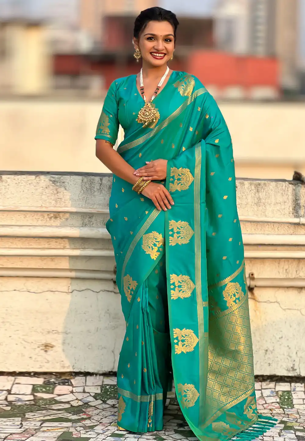 Turquoise Silk Saree With Blouse 325268