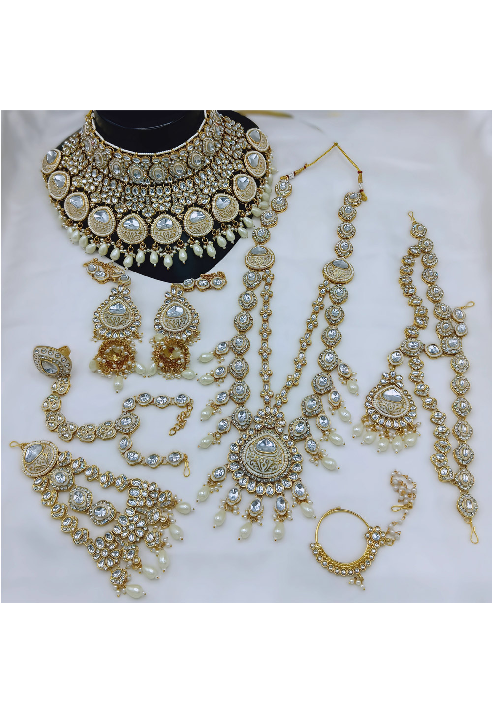 White Alloy Bridal Set 328415