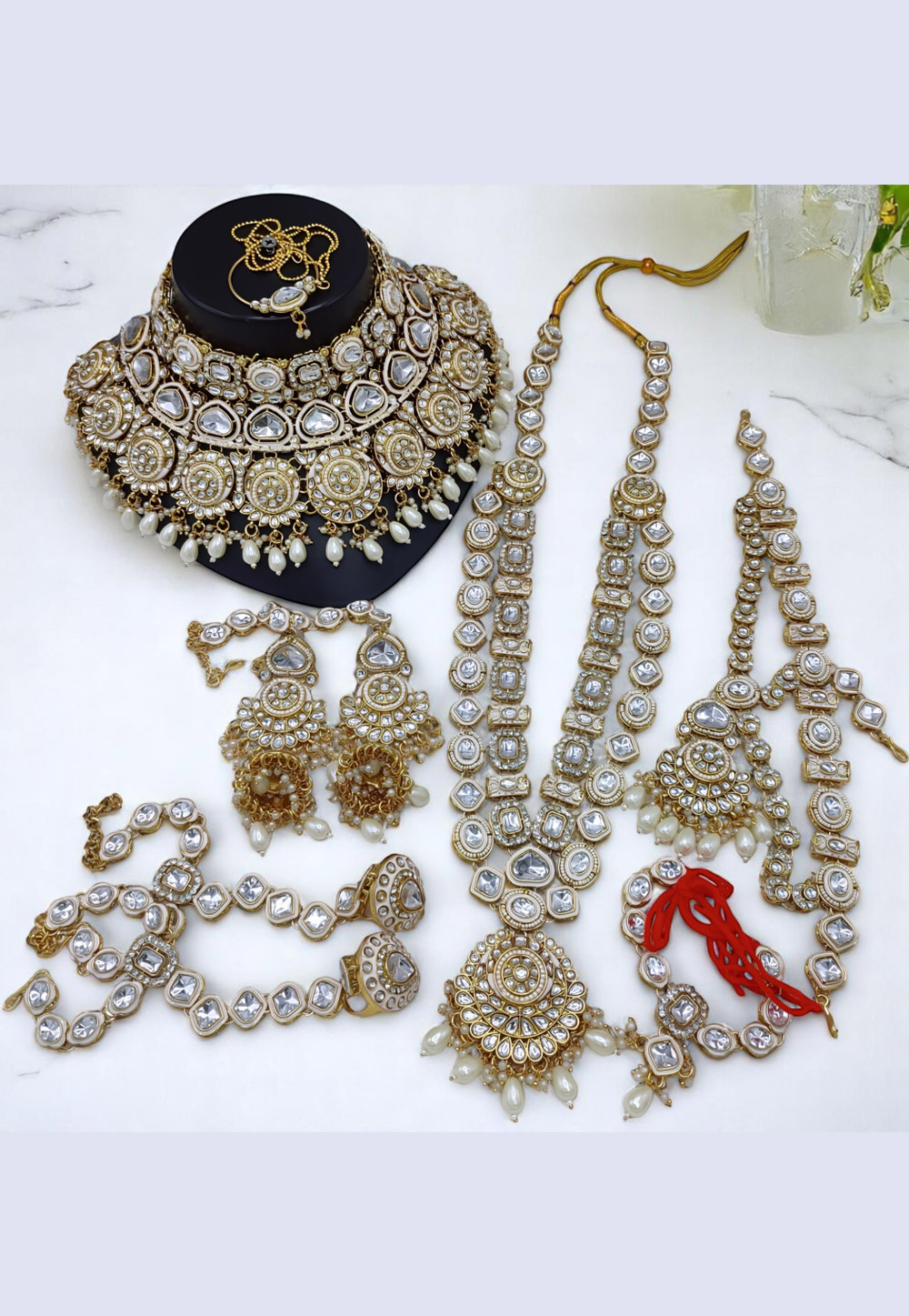 White Alloy Bridal Set 316974