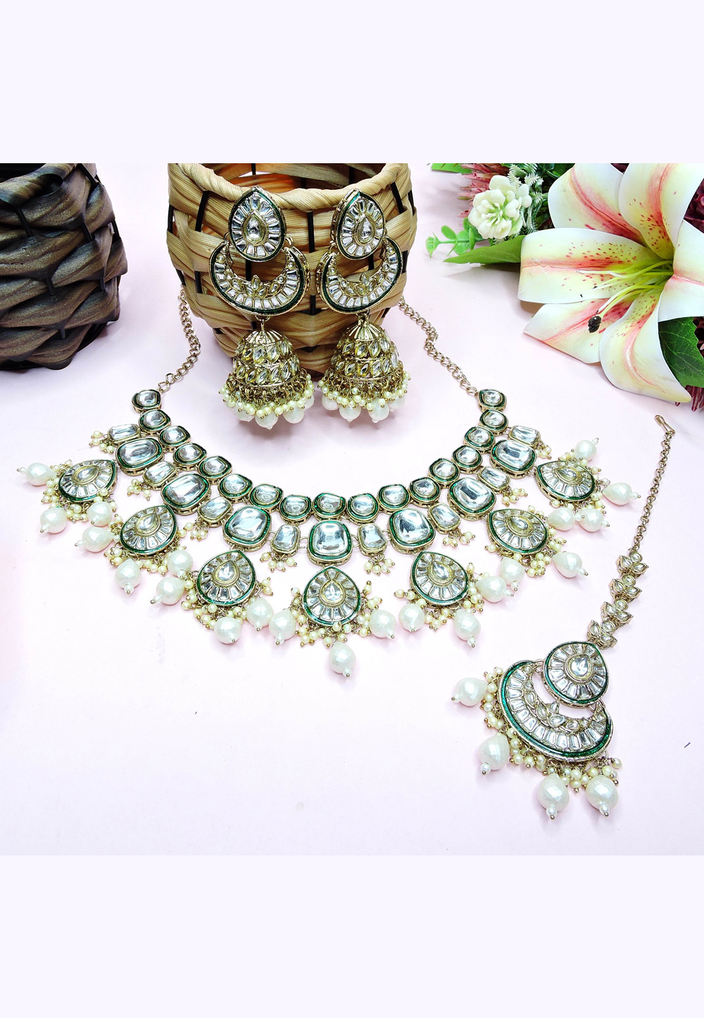 White Alloy Necklace Set With Earrings and Maang Tikka 312388