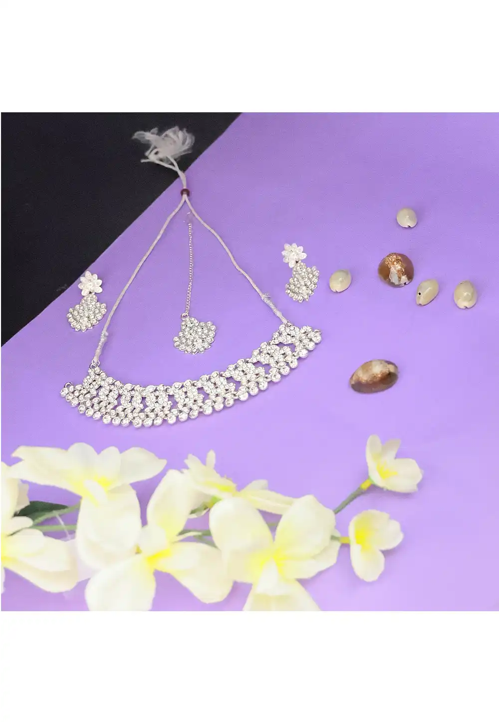 White Alloy Necklace Set With Earrings and Maang Tikka 285045