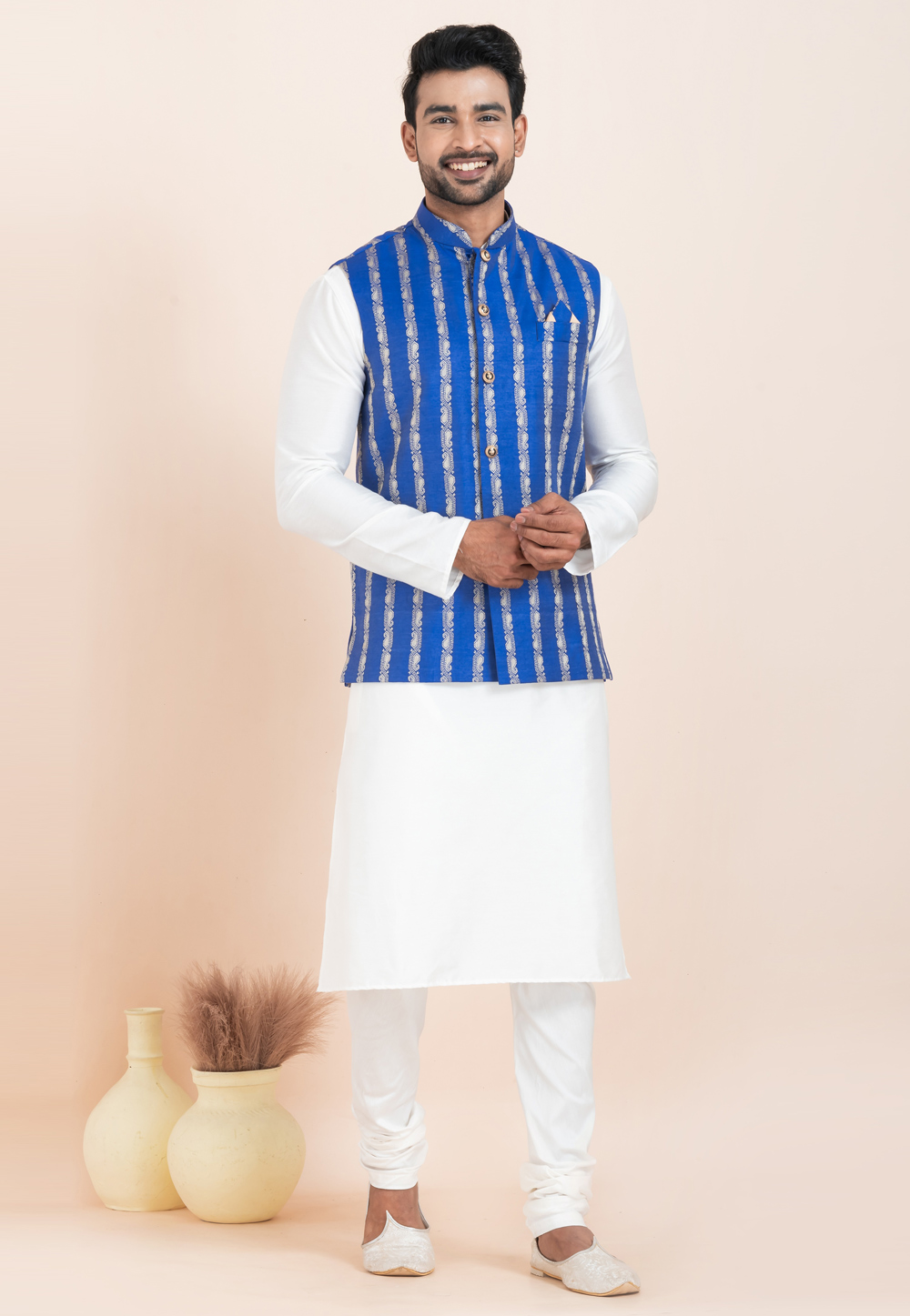 White Banarasi Silk Kurta Pajama With Jacket 304831