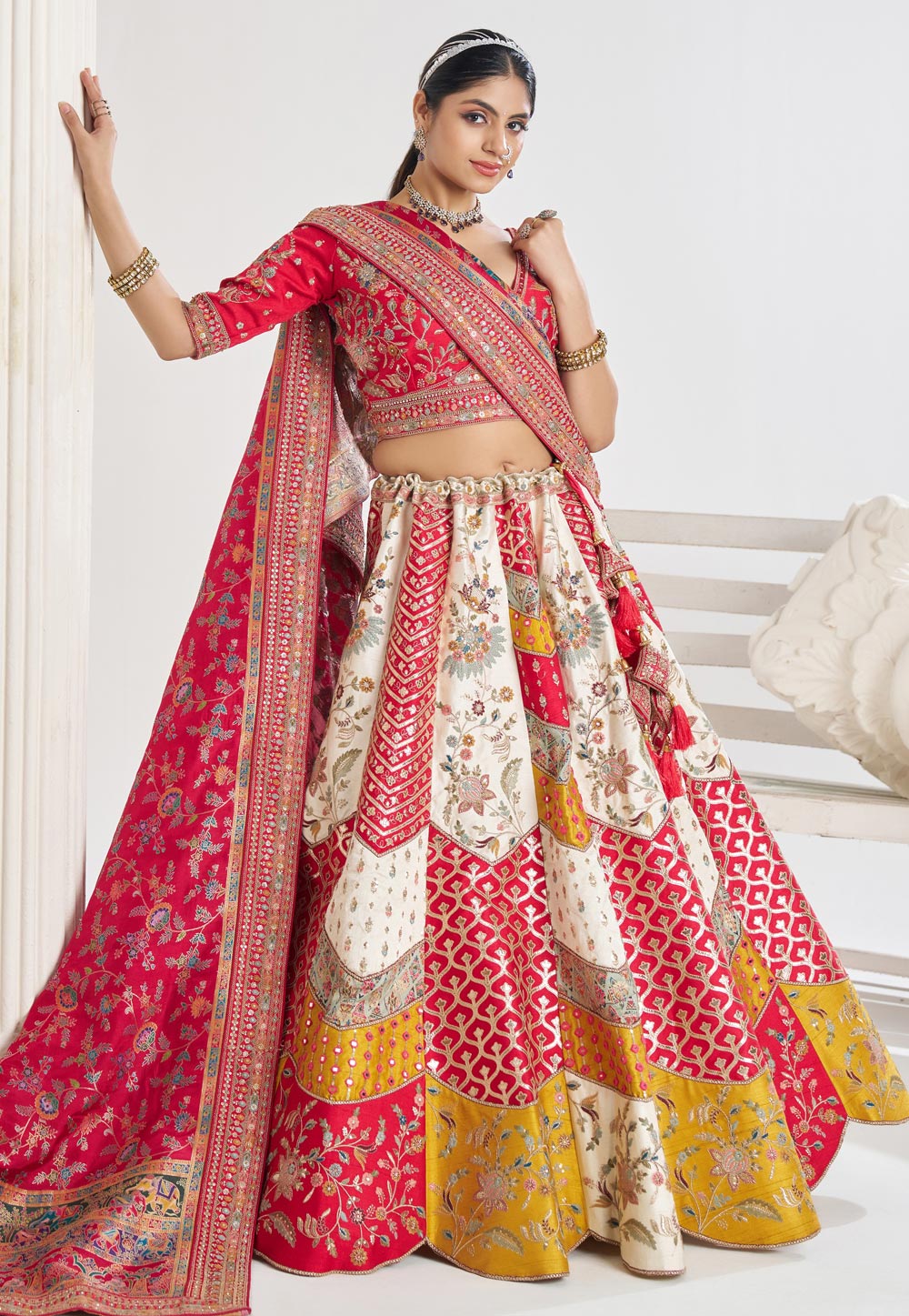 White Banarasi Silk Lehenga Choli For Wedding 309018