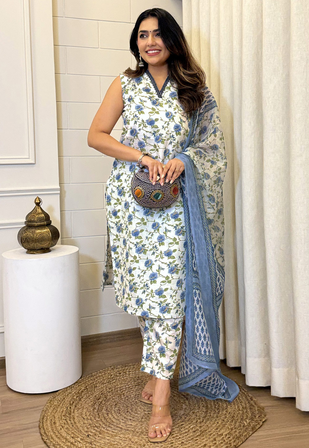 White Cotton Readymade Pakistani Suit 312322