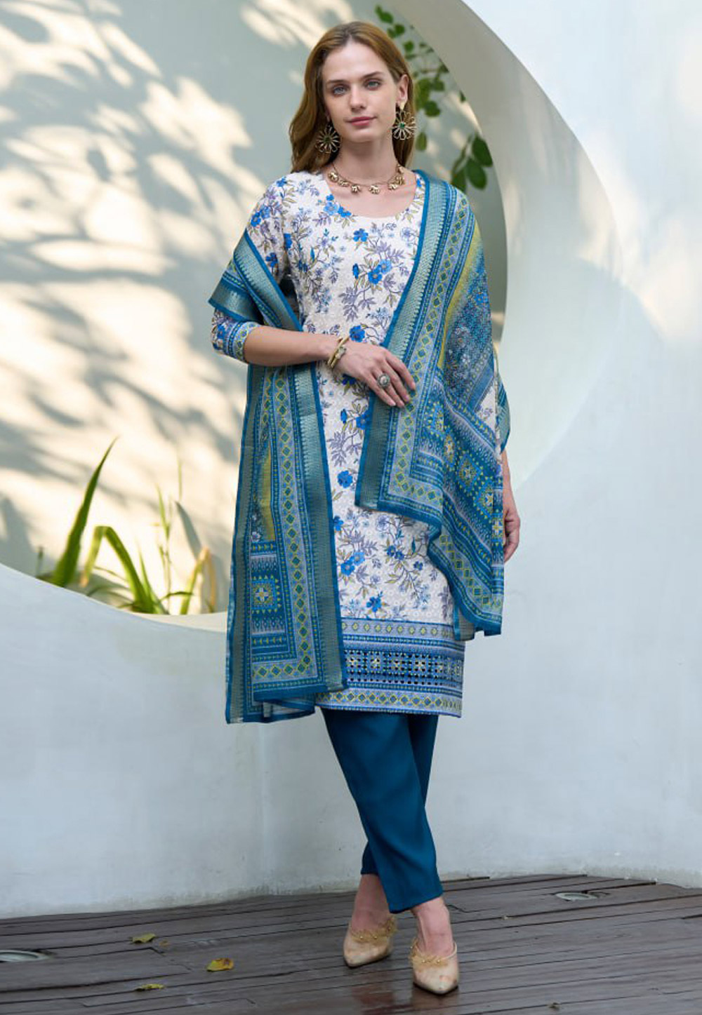 White Cotton Readymade Pakistani Suit 312007