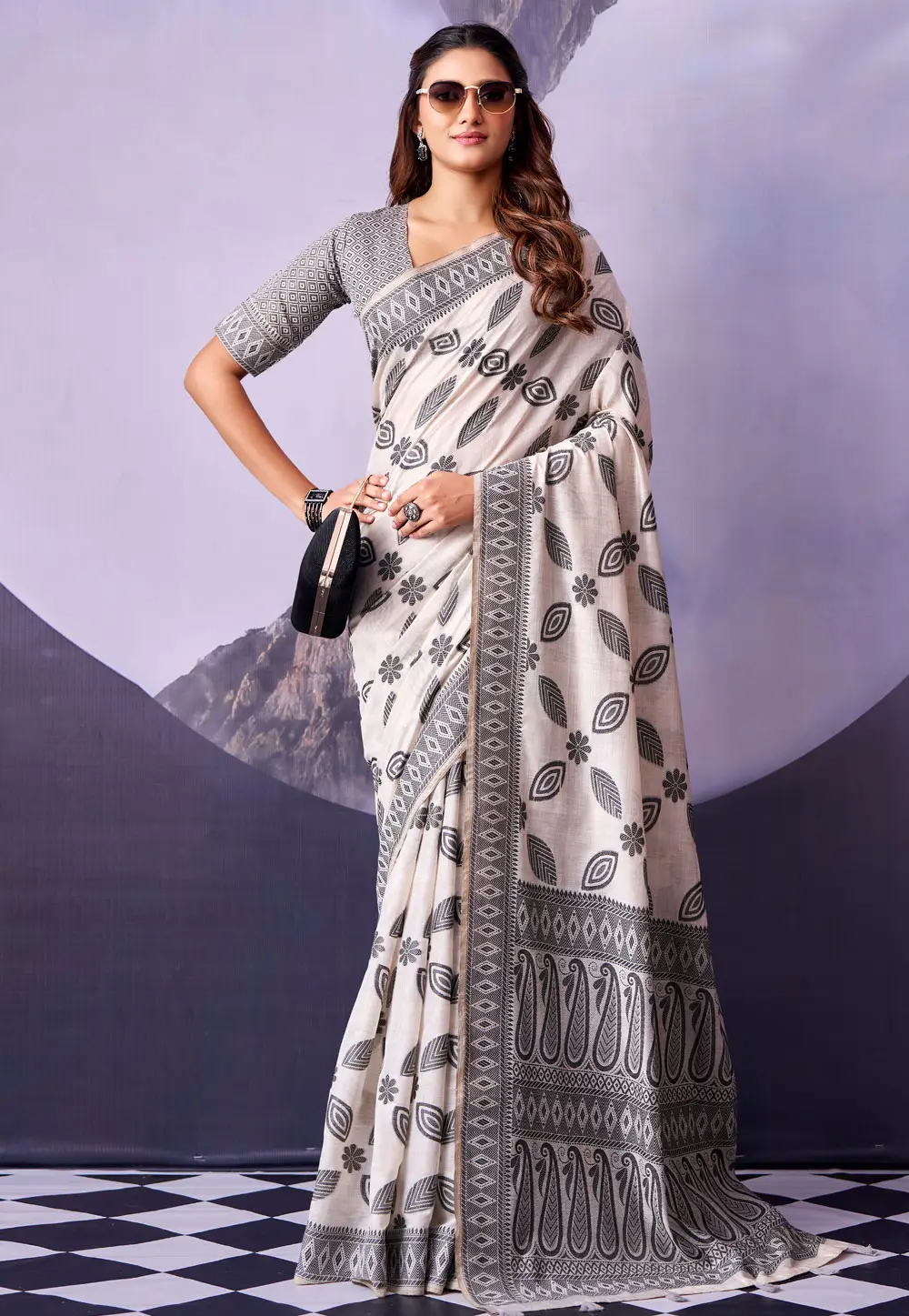 White Cotton Saree With Blouse 332887