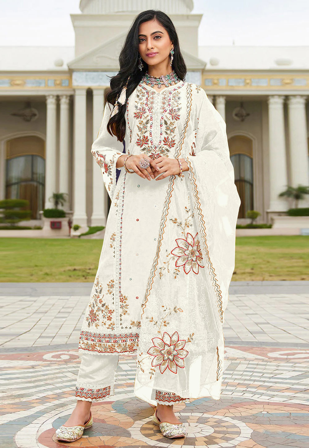 White Cotton Straight Suit 320053