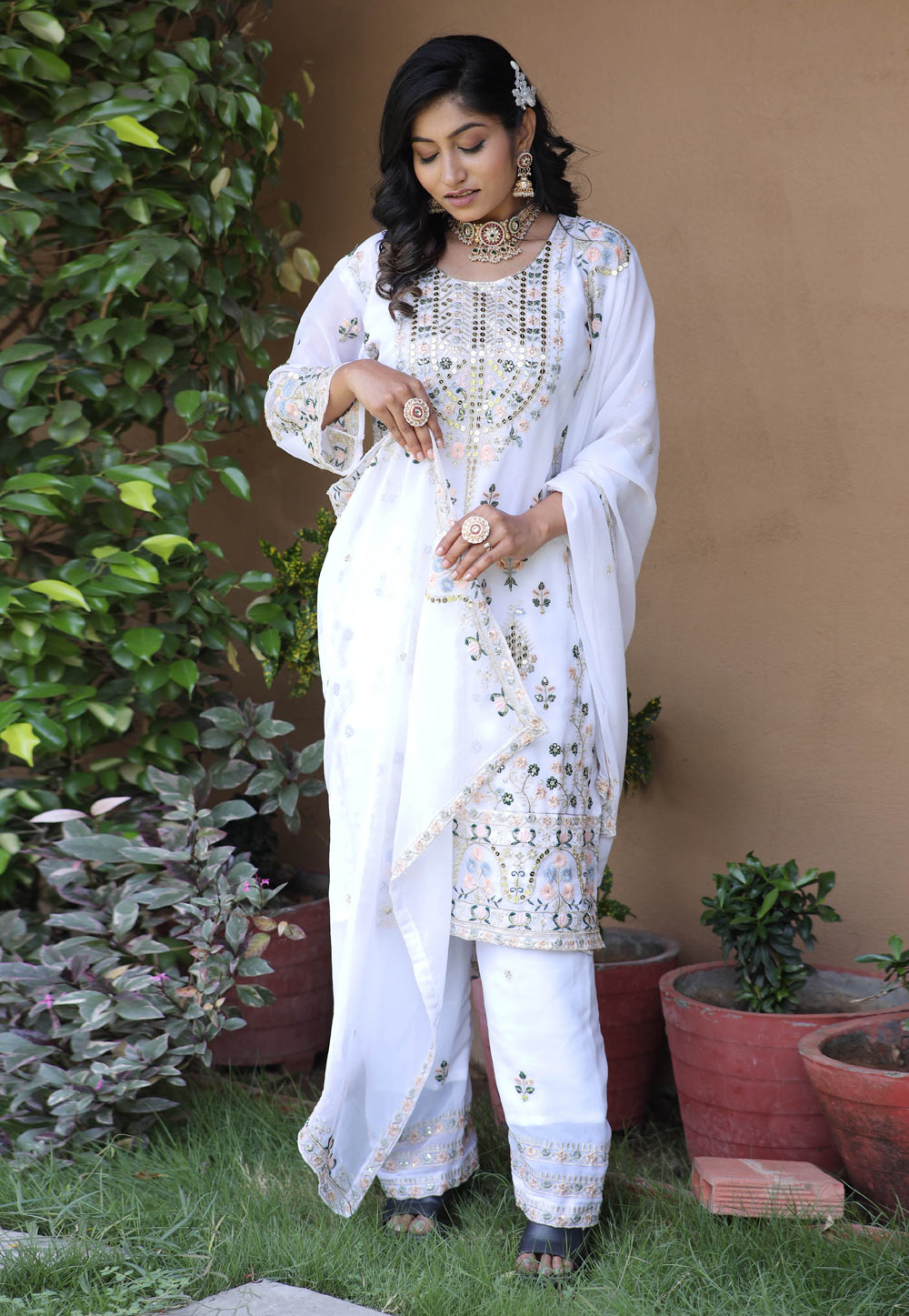 White Faux Georgette Readymade Pakistani Suit 311114